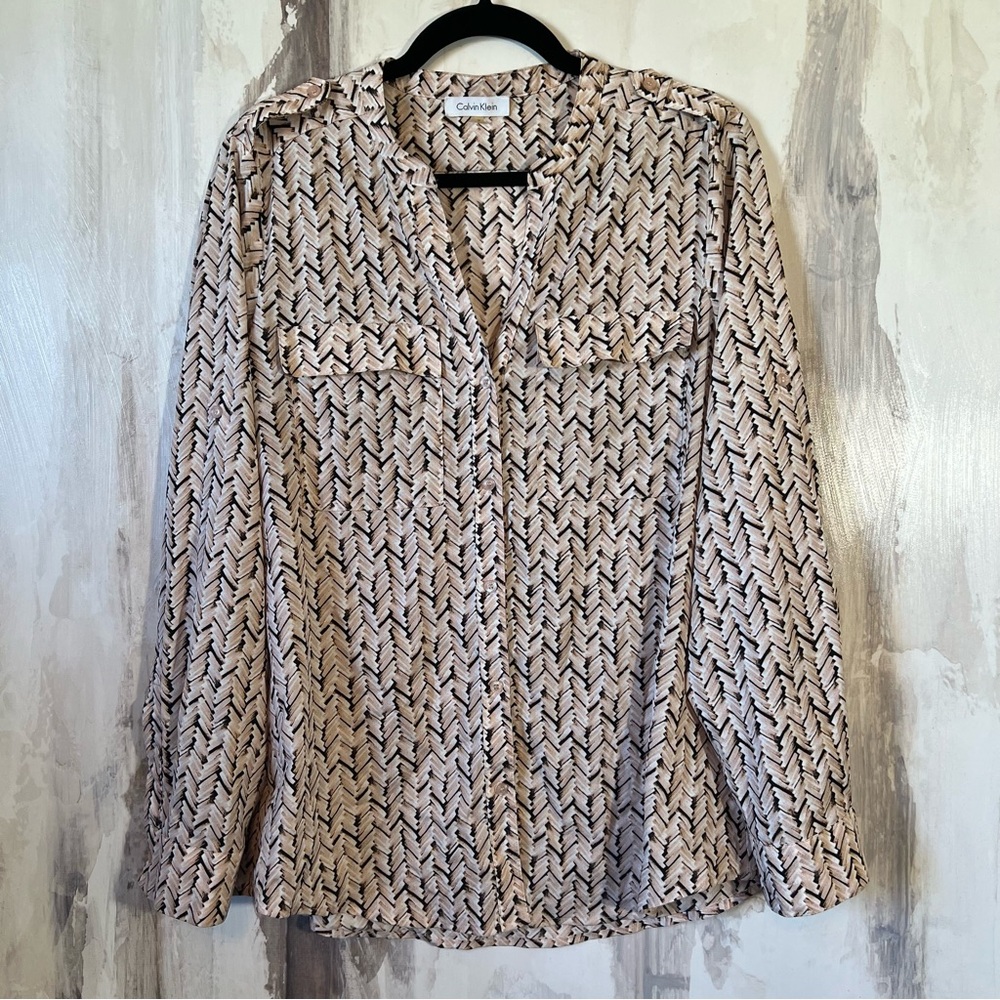Calvin Klein Long Sleeve V-Neck Blouse Size L